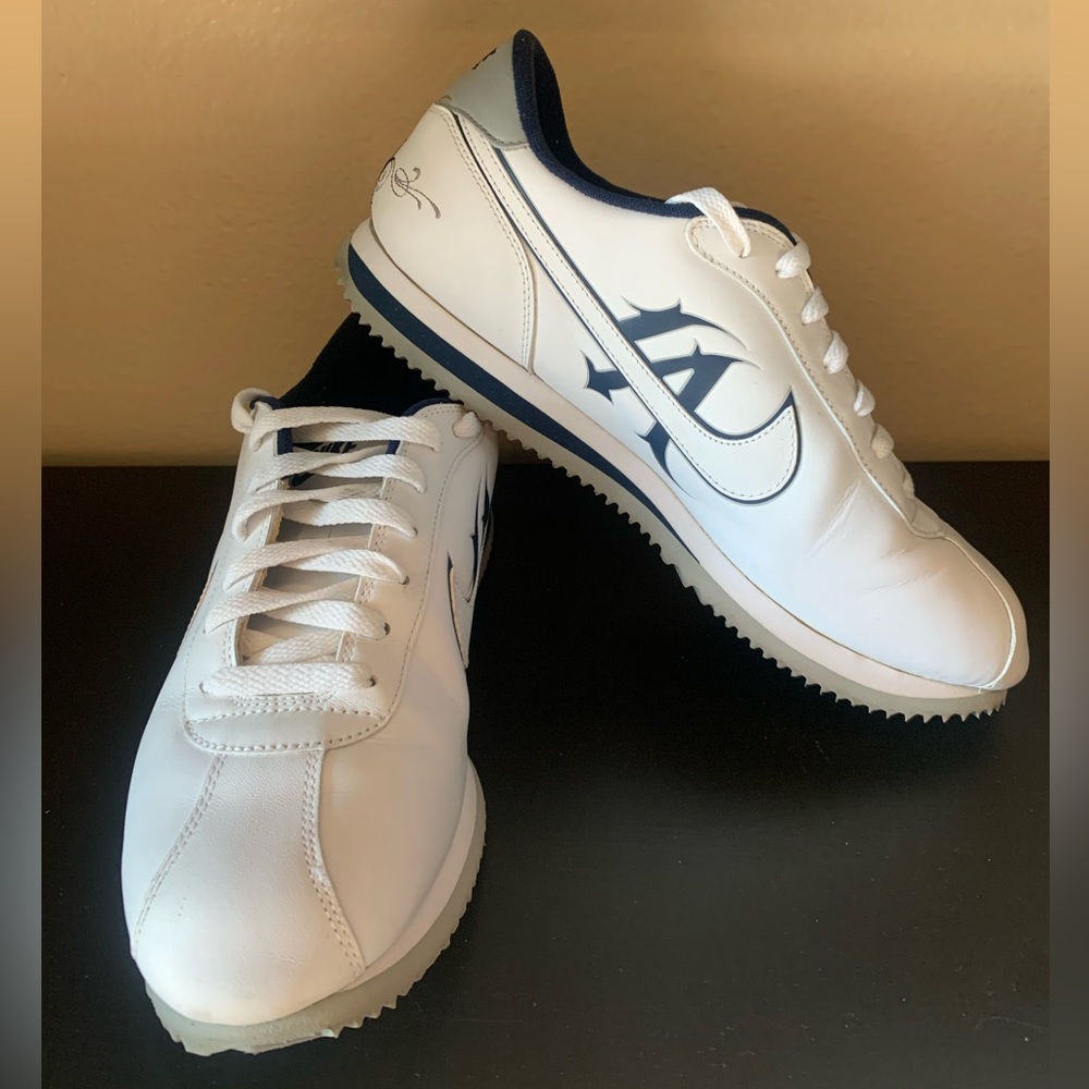 Limited Edition Mr. Cartoon Nike Cortez Basic Size 10
